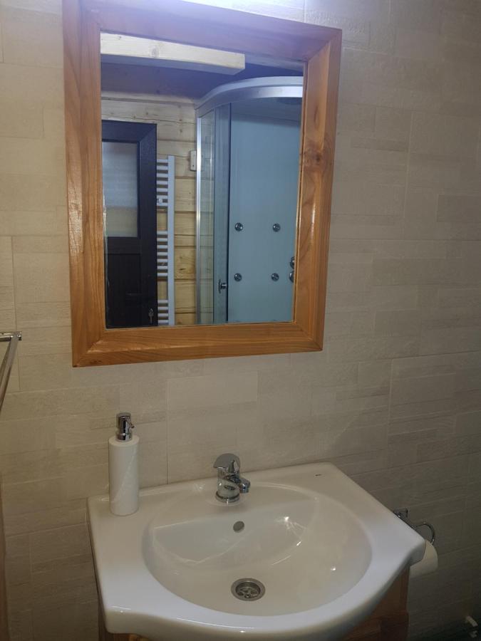 Tulean Cabin Săcel Exteriér fotografie